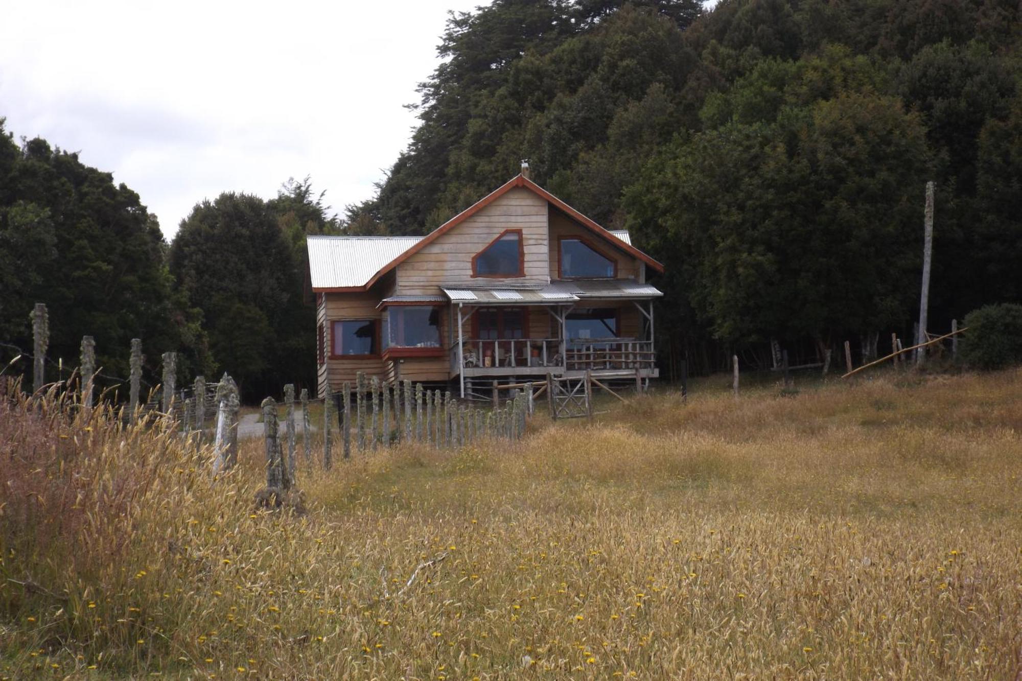 Gasthaus Karukinka Chonchi Exterior foto
