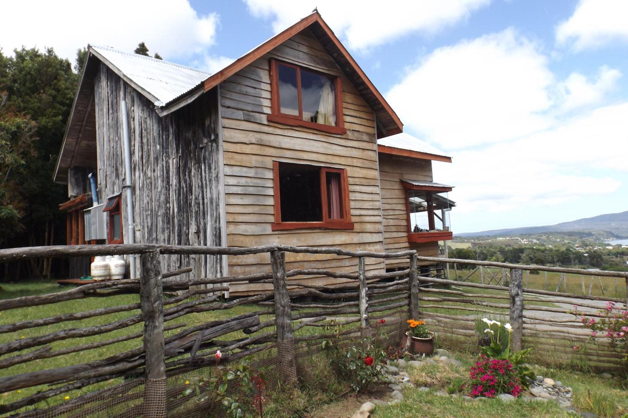 Gasthaus Karukinka Chonchi Exterior foto
